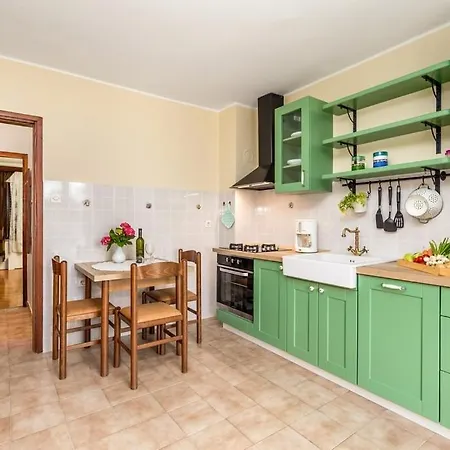 House Dinka With Pool 4* Porat (Krk)