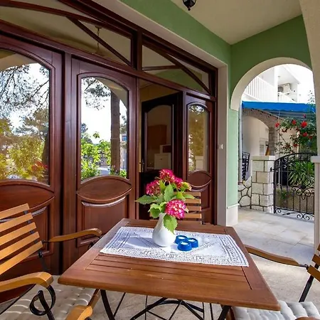 House Dinka With Pool Porat (Krk)