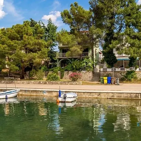 House Dinka With Pool 4* Porat (Krk)