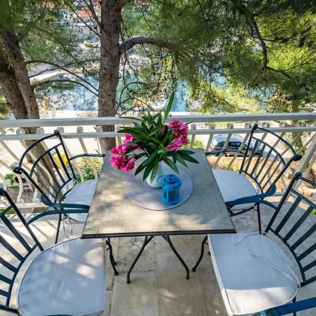 Casa de hóspedes House Dinka With Pool